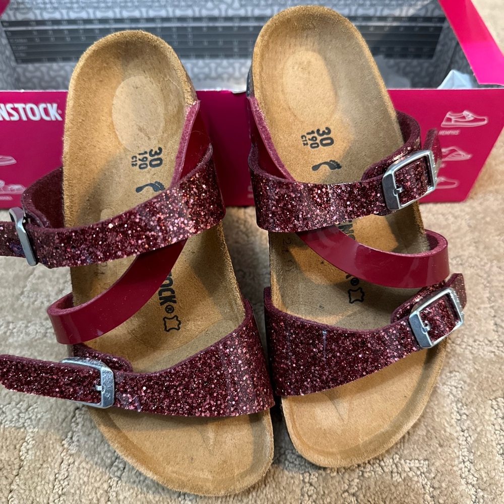 Girls Birkenstock sandals 30